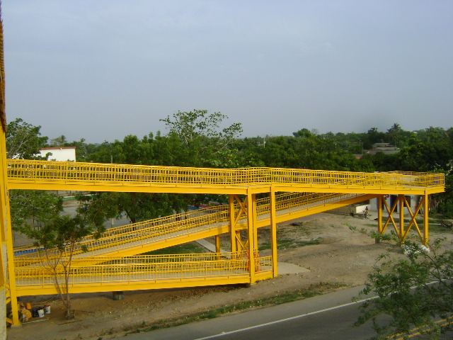 Puente peatonal Ponedera, Ponedera, Atlántico: estructura metálica de GVS Construcciones